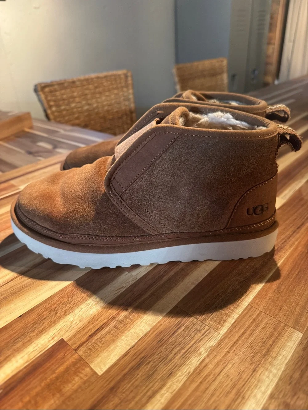 UGG Men’s Chukka Boots in Chestnut Brown